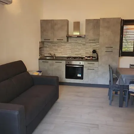 Ichnos House Hébergement de vacances Agrustos