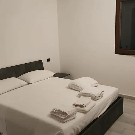 Ichnos House Hébergement de vacances *