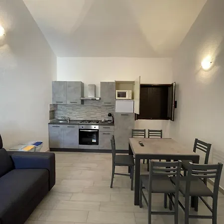 Ichnos House